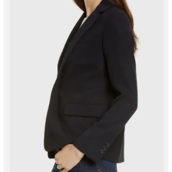 Vince Single Button Blazer - Picture 3 of 9